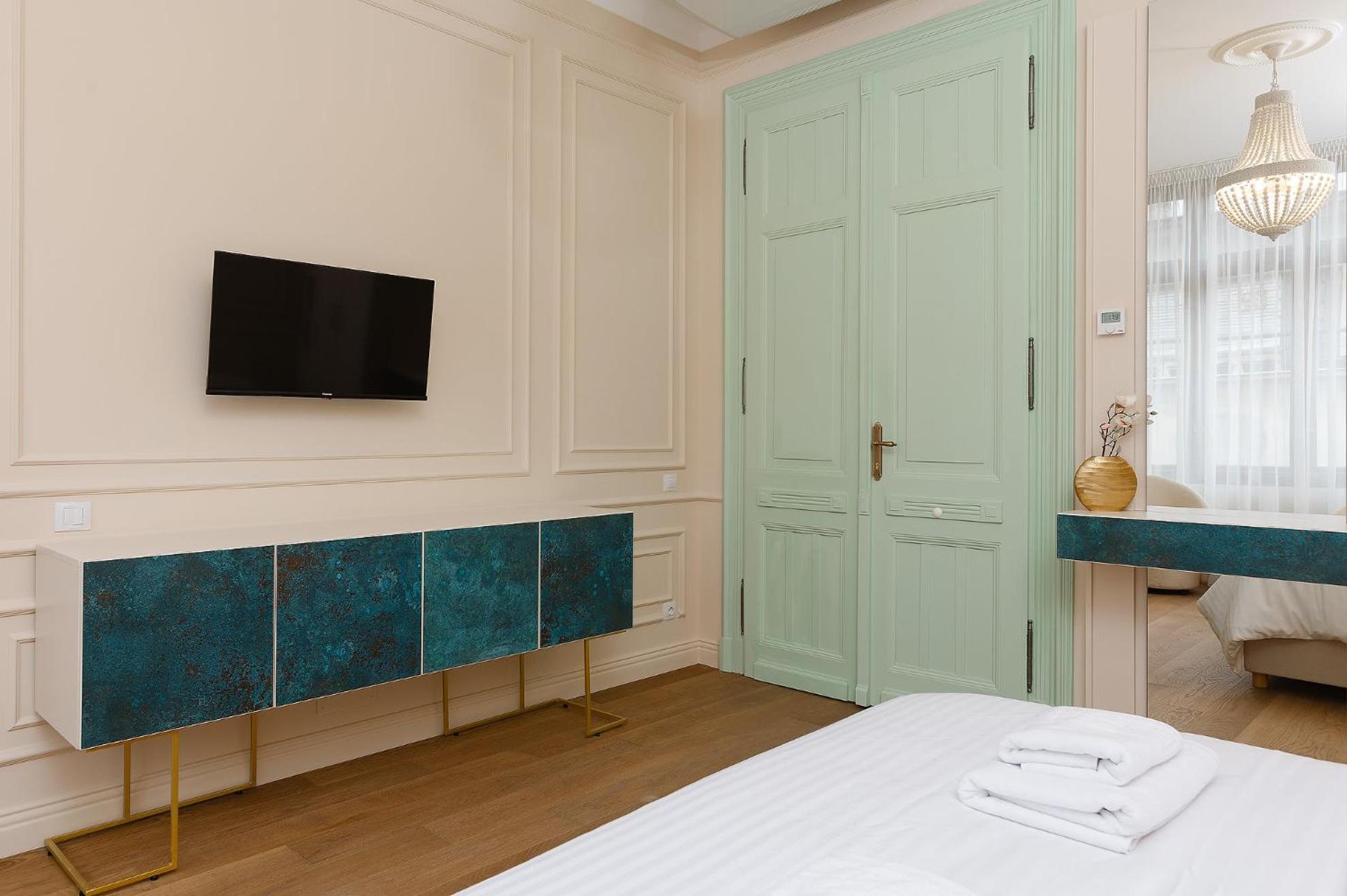 1910 Boutique - Self Check-In Only Hotel Брашов Екстериор снимка